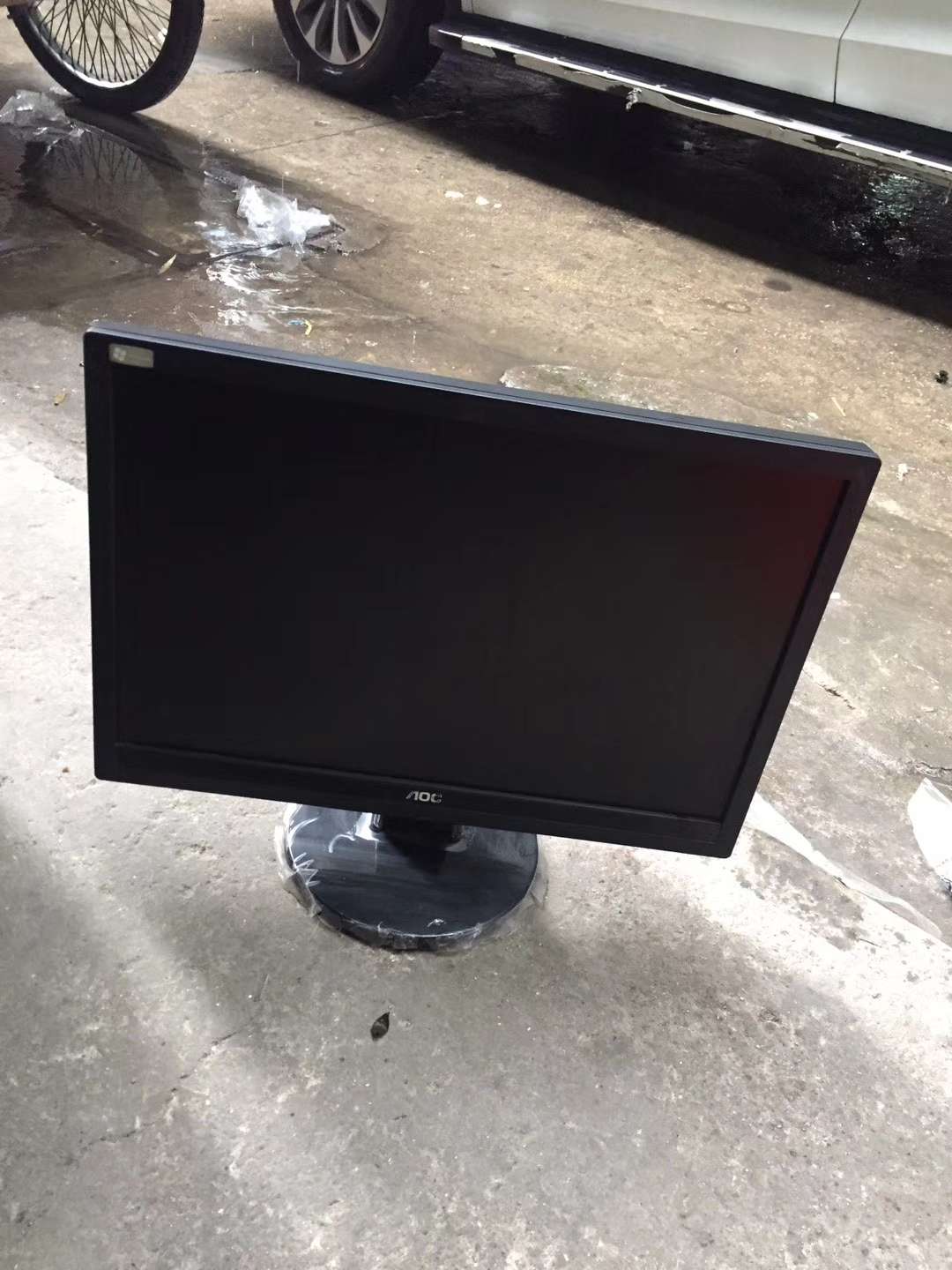 公司到货aoc19寸型号919sw